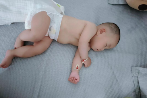 海宁宝宝发烧可以喝牛奶吗